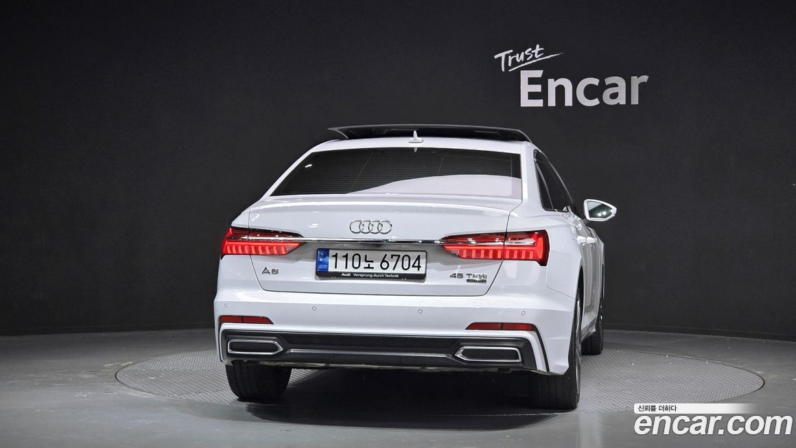 Audi A6 45 TFSI Quattro Premium, 2022