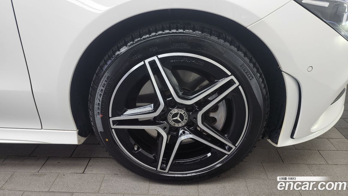 Mercedes-Benz CLA-Class CLA250 4MATIC, 2023