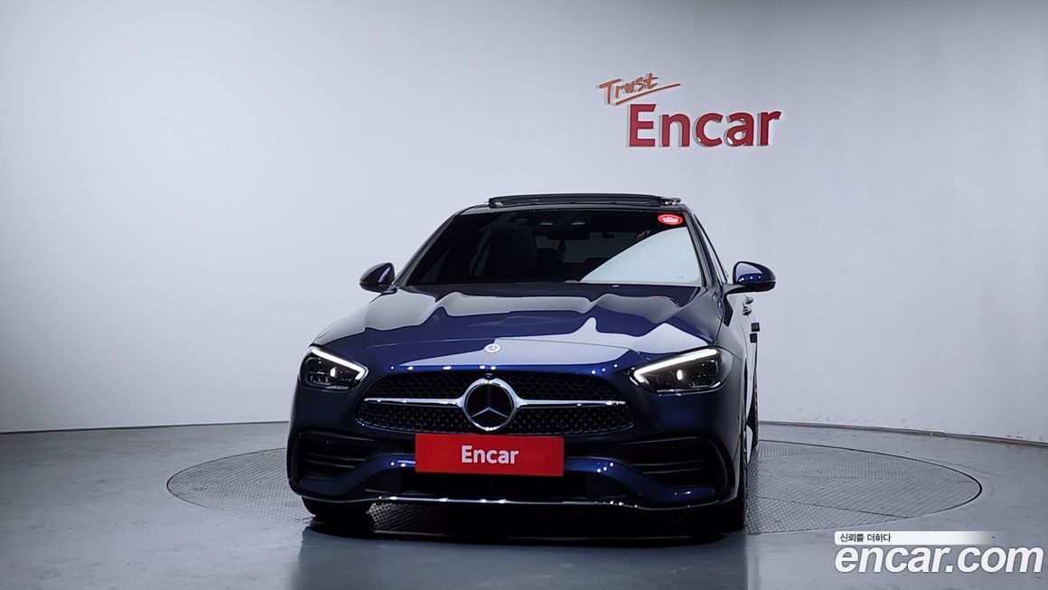 Mercedes-Benz C-Class C300 4MATIC AMG Line, 2024