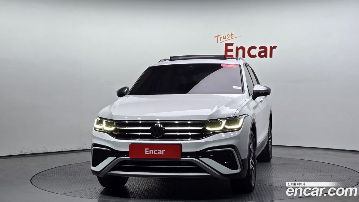 Volkswagen Tiguan 2.0 TSI Prestige, 2023