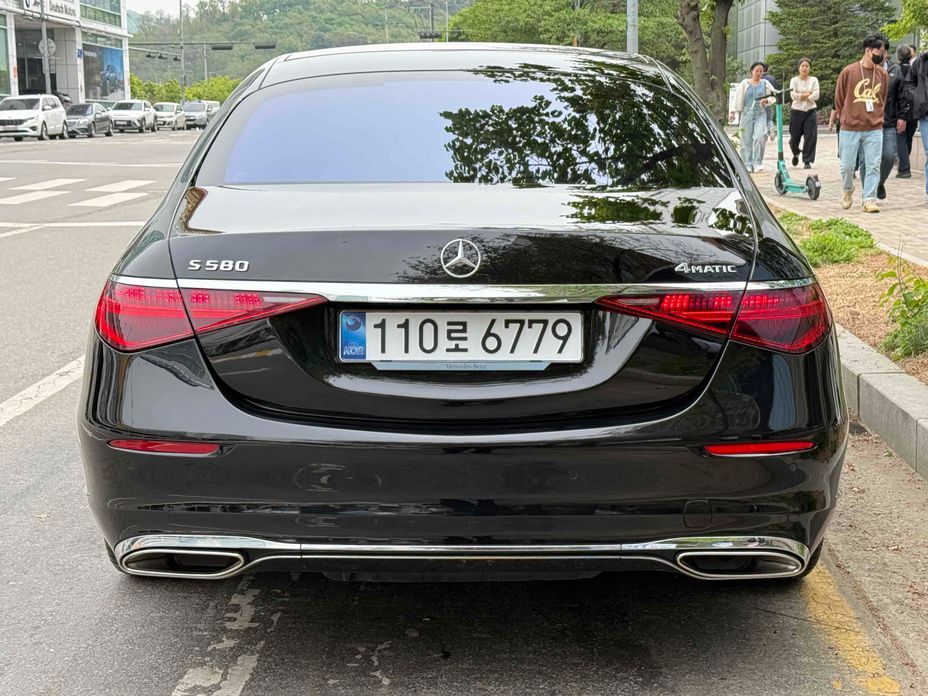 Mercedes-Benz S-Class S580L 4MATIC, 2025