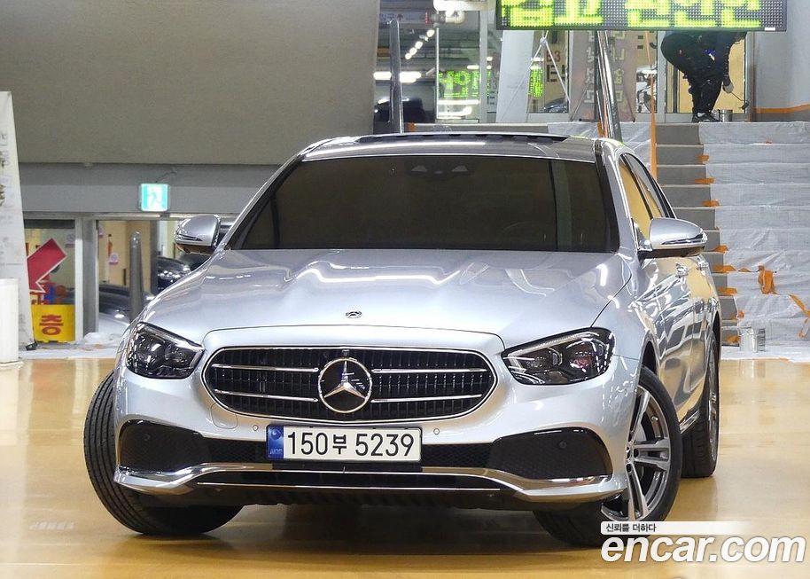 Mercedes-Benz E-Class E350 4MATIC Avantgarde, 2022