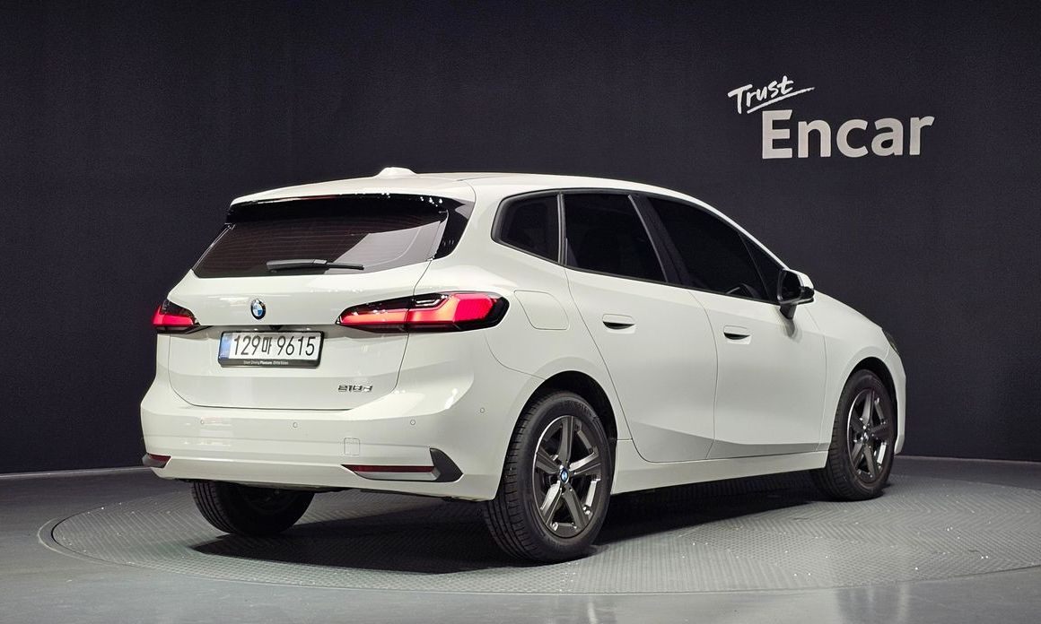 BMW 2-Series 218d Advantage, 2025