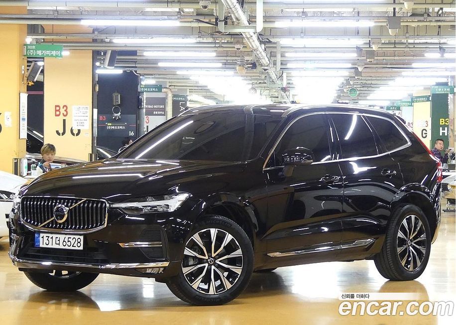 Volvo XC60 B5 Ultimate Bright, 2024