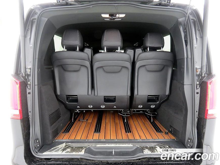 Mercedes-Benz V-Class V300 CDI, 2023