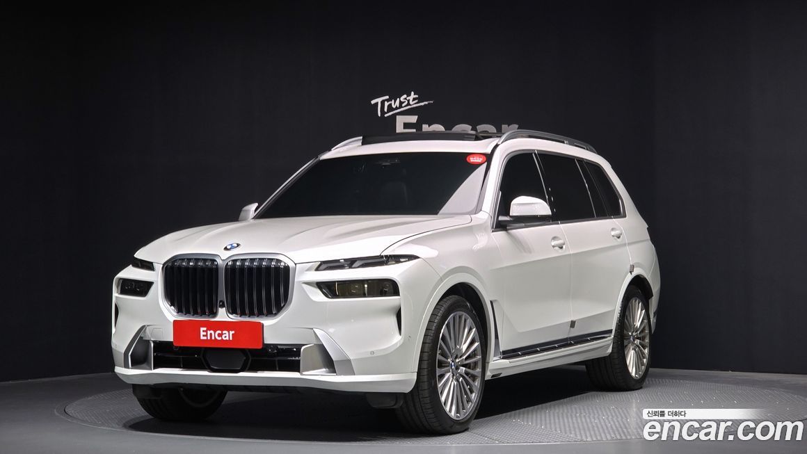 BMW X7 xDrive 40i Design Pure Excellence 7-Seater, 2025