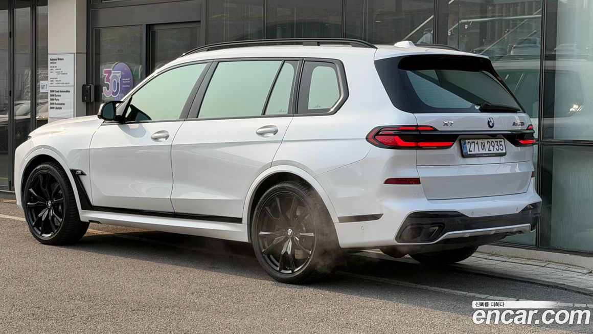 BMW X7 M60i xDrive M sport 6STR, 2024