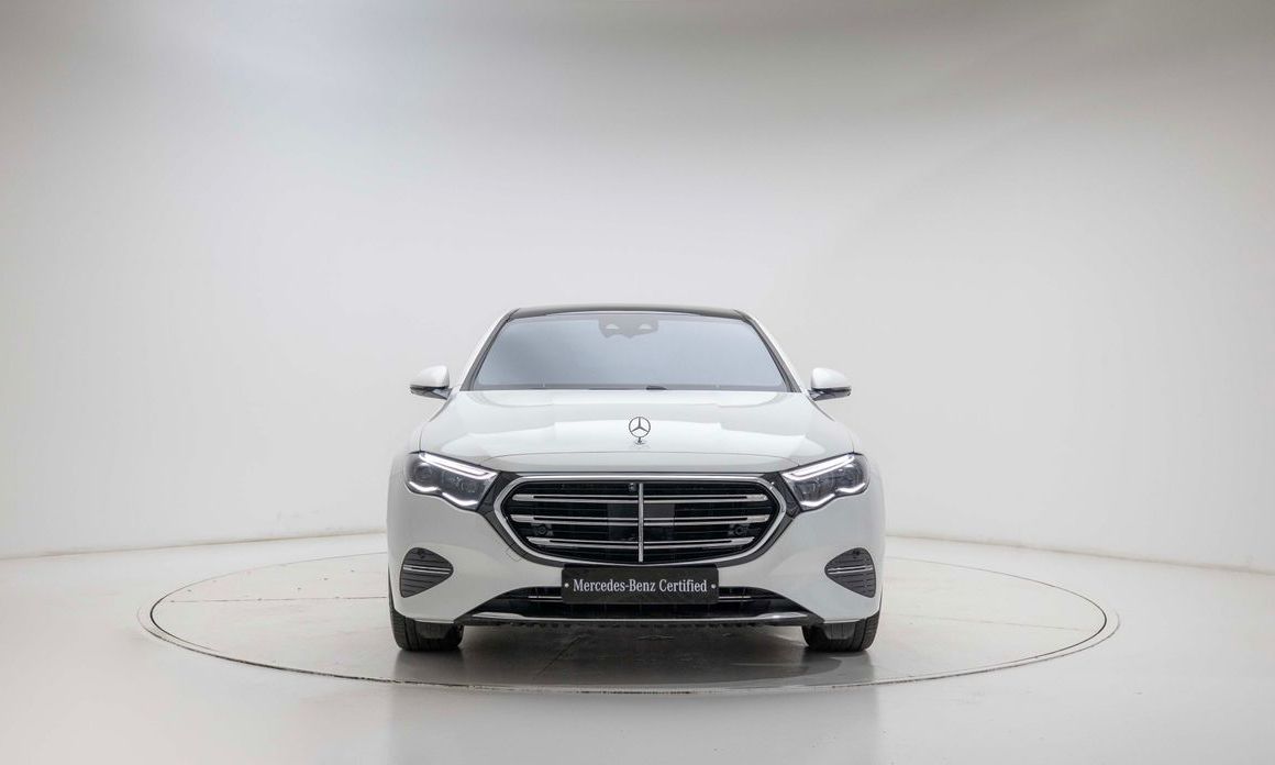 Mercedes-Benz E-Class E350 4MATIC Exclusive, 2025