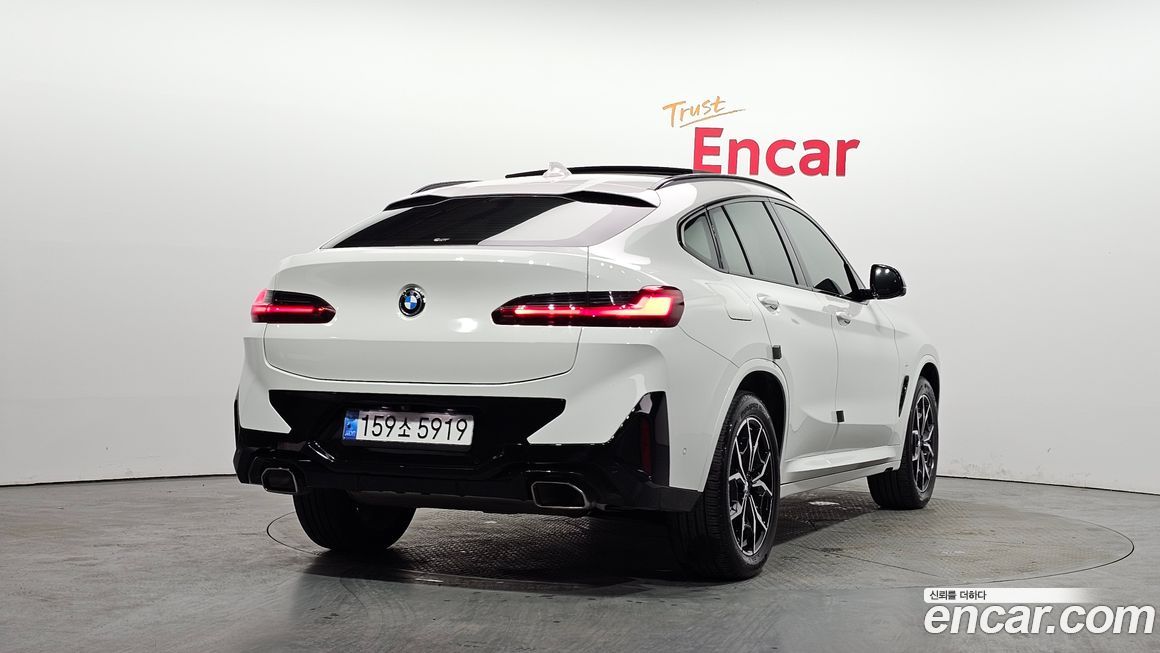 BMW X4 xDrive20i M Sport, 2022