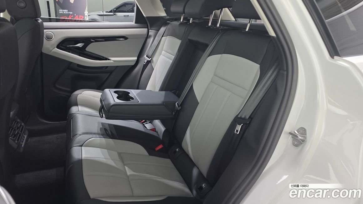 Land Rover Range Rover Evoque P250 Dynamic SE, 2025