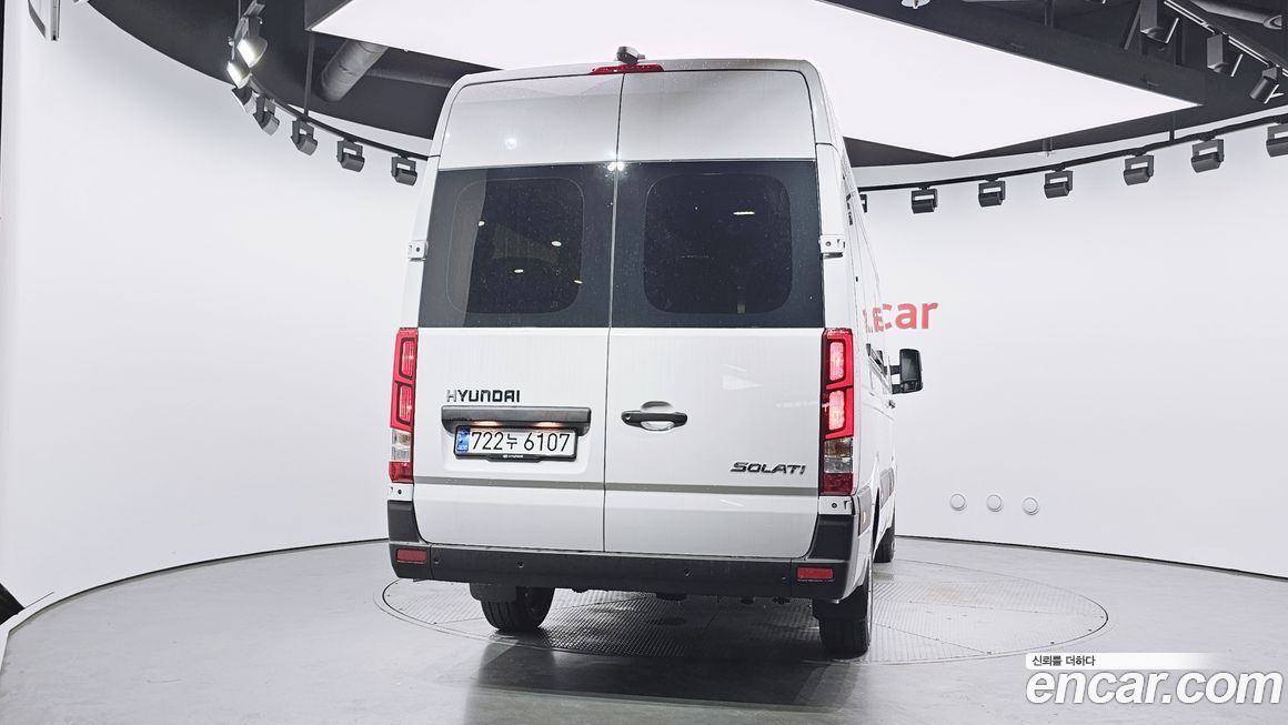 Hyundai Solati 15-seater, 2025
