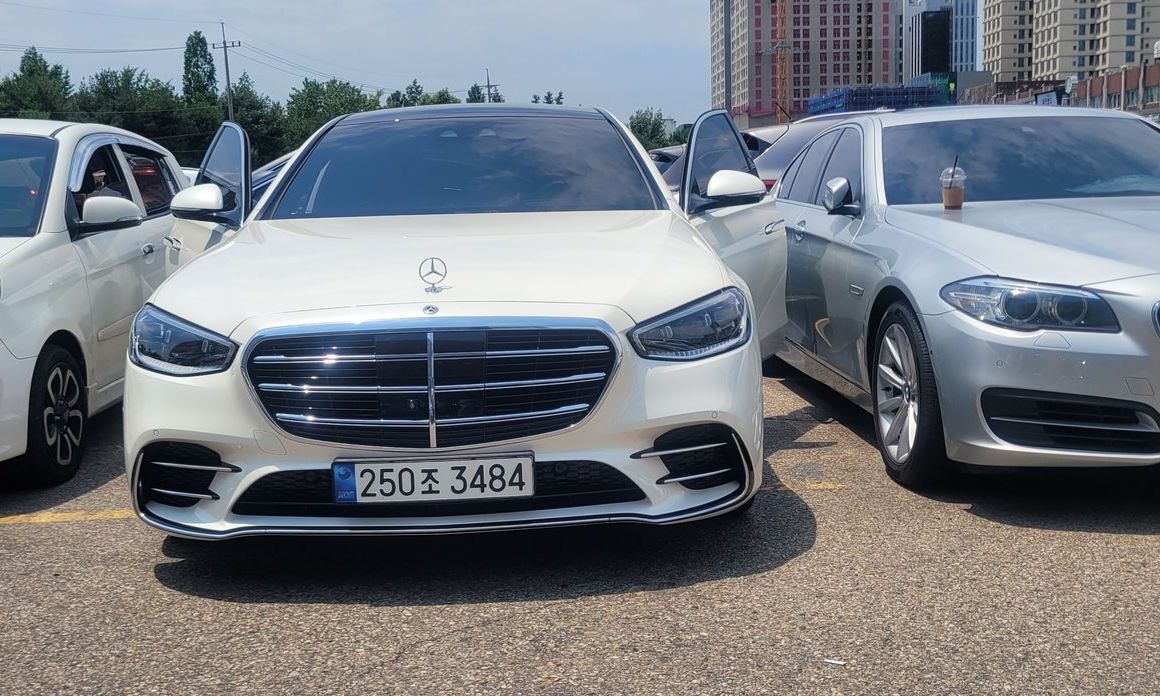 Mercedes-Benz S-Class S400 d 4MATIC, 2022