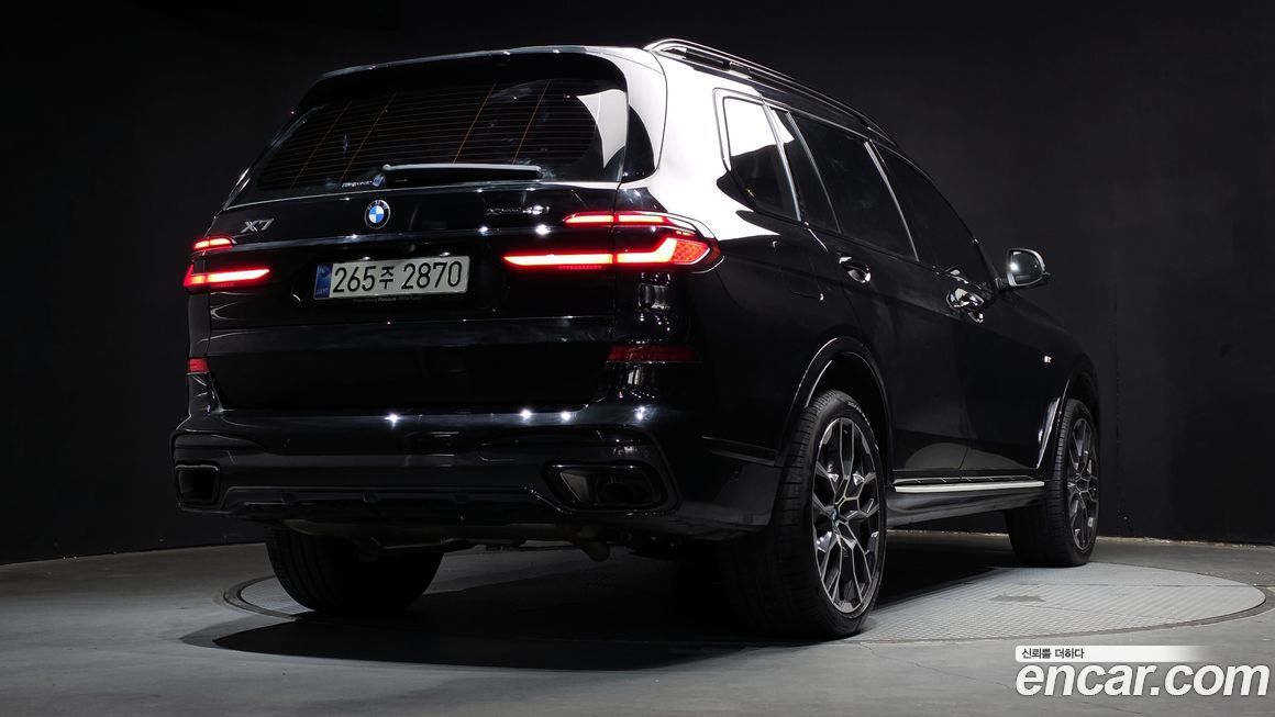 BMW X7 xDrive 40i M Sport 7STR, 2025
