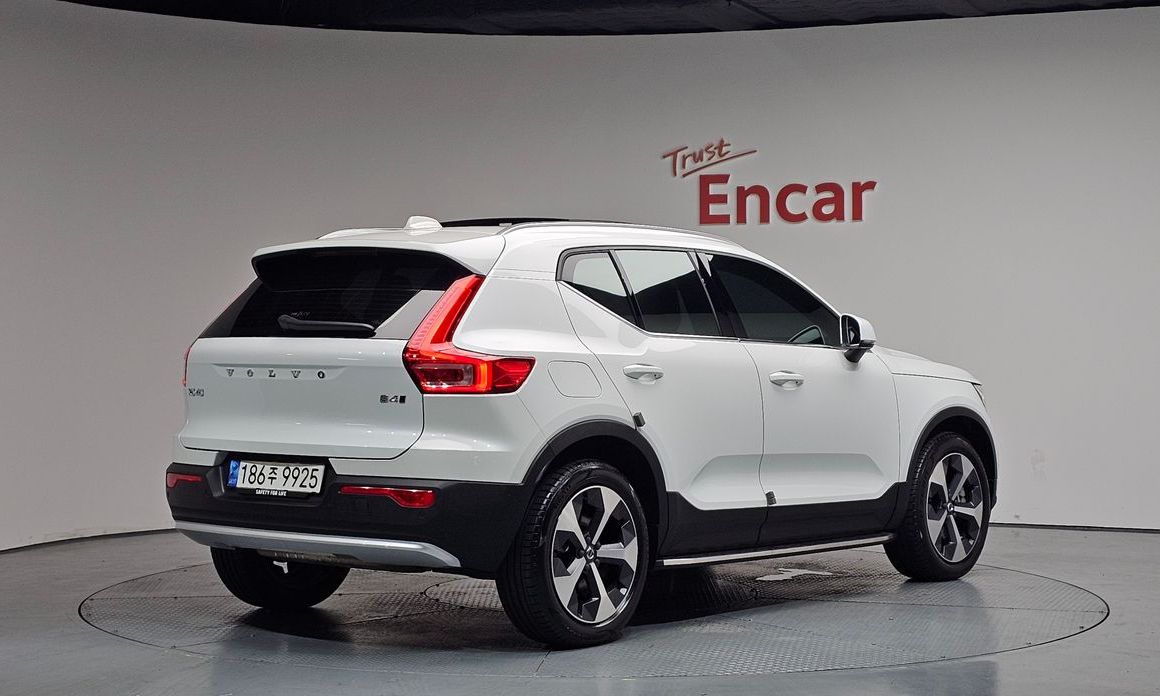 Volvo XC40 B4 Ultimate Bright, 2023