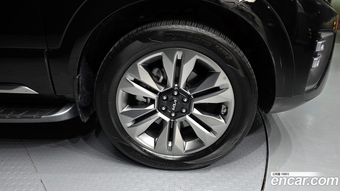 Kia Mohave Diesel 3.0 4WD 7-Seater, 2024