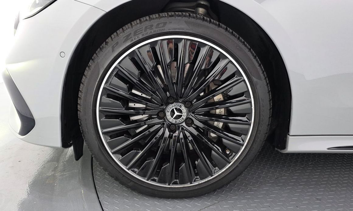 Mercedes-Benz E-Class E300 4MATIC AMG Line Premiere Special, 2024