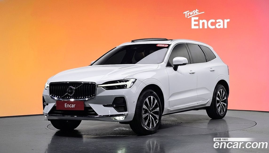 Volvo XC60 B5 Ultimate Bright, 2024
