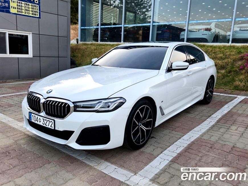 BMW 5-Series 530i M Sport Package, 2022