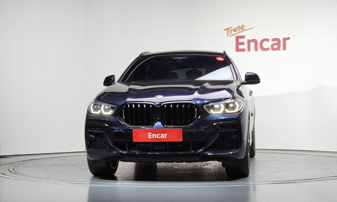 BMW X6 xDrive40i M Sport, 2023