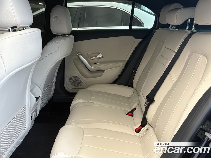 Mercedes-Benz A-Class A220 Hatchback, 2025