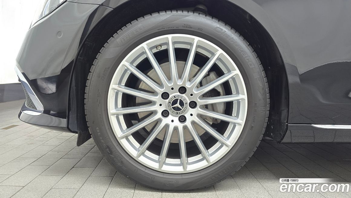 Mercedes-Benz E-Class E250 Exclusive, 2023