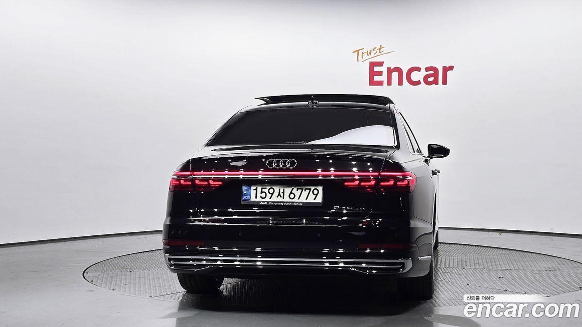 Audi A8 55 TFSI Quattro LWB, 2021