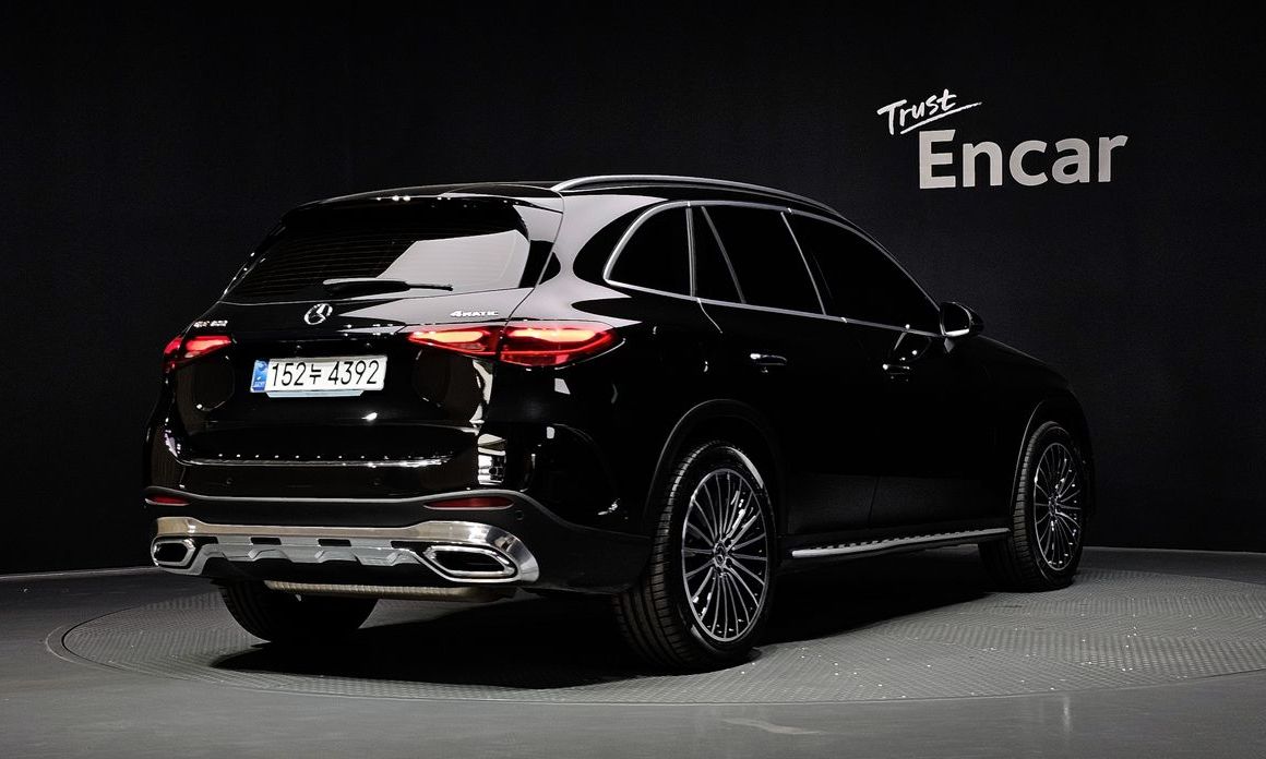 Mercedes-Benz GLC-Class GLC300 4MATIC AMG Line, 2025