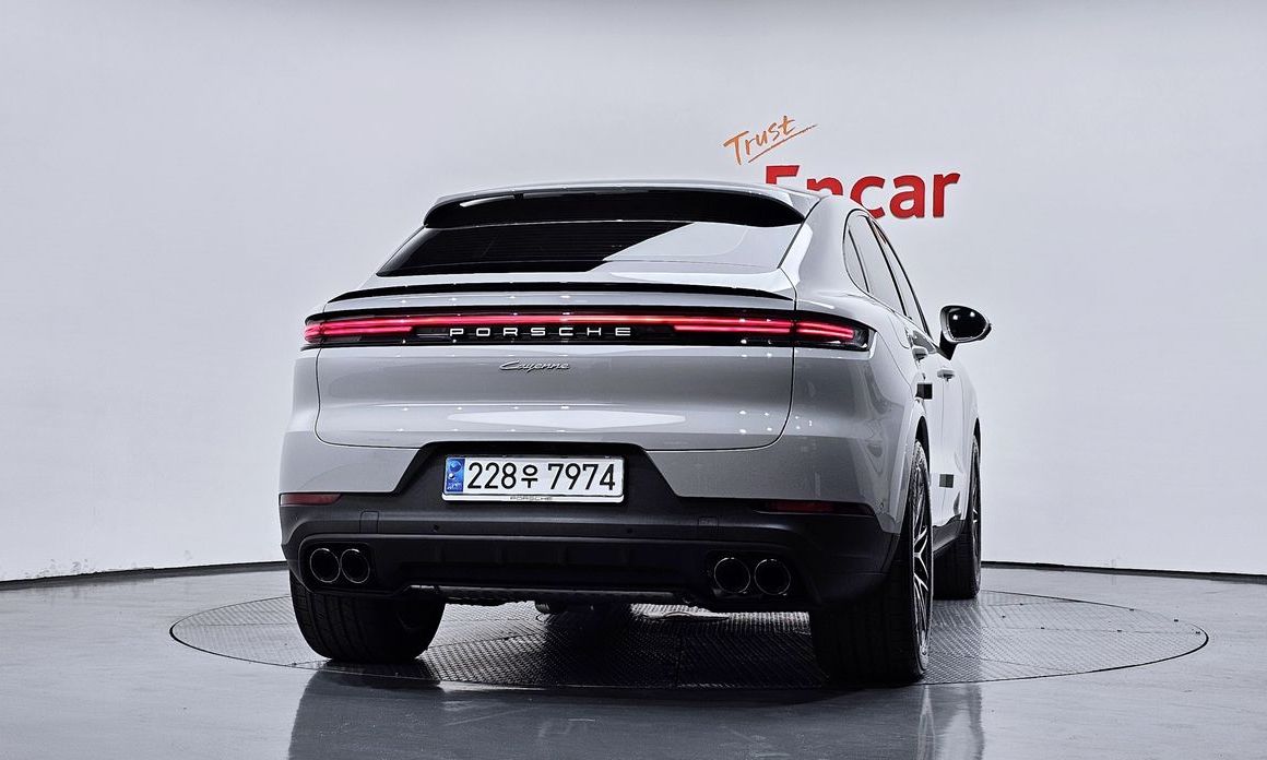 Porsche Cayenne 3.0 Coupe, 2024