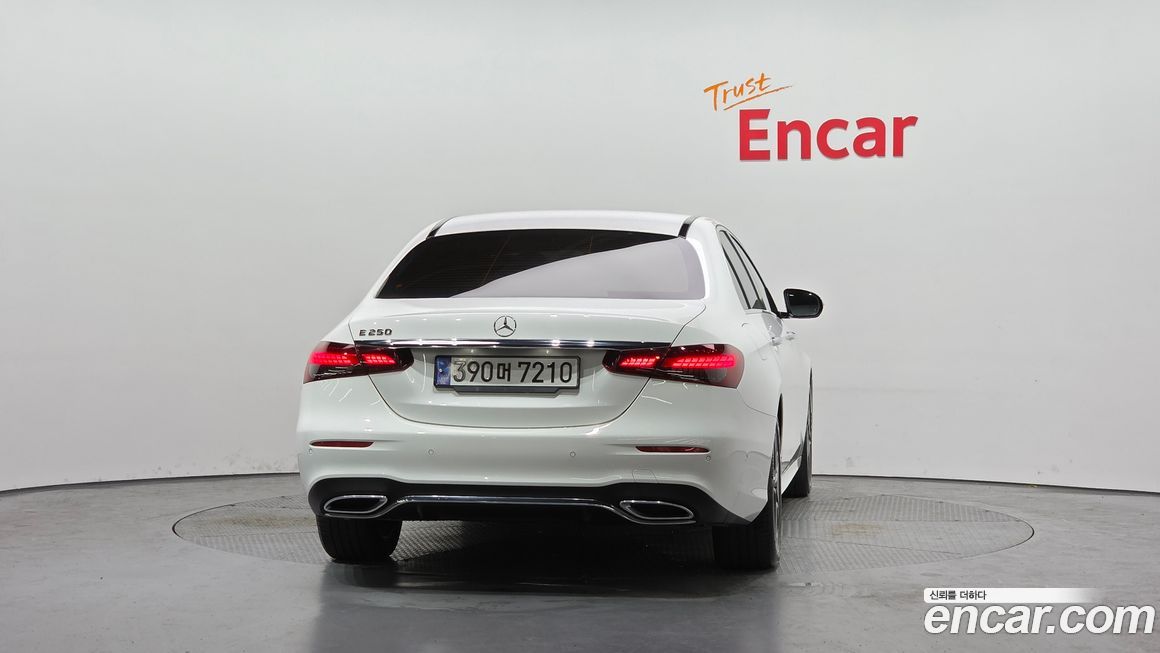 Mercedes-Benz E-Class E250 AMG Line, 2023