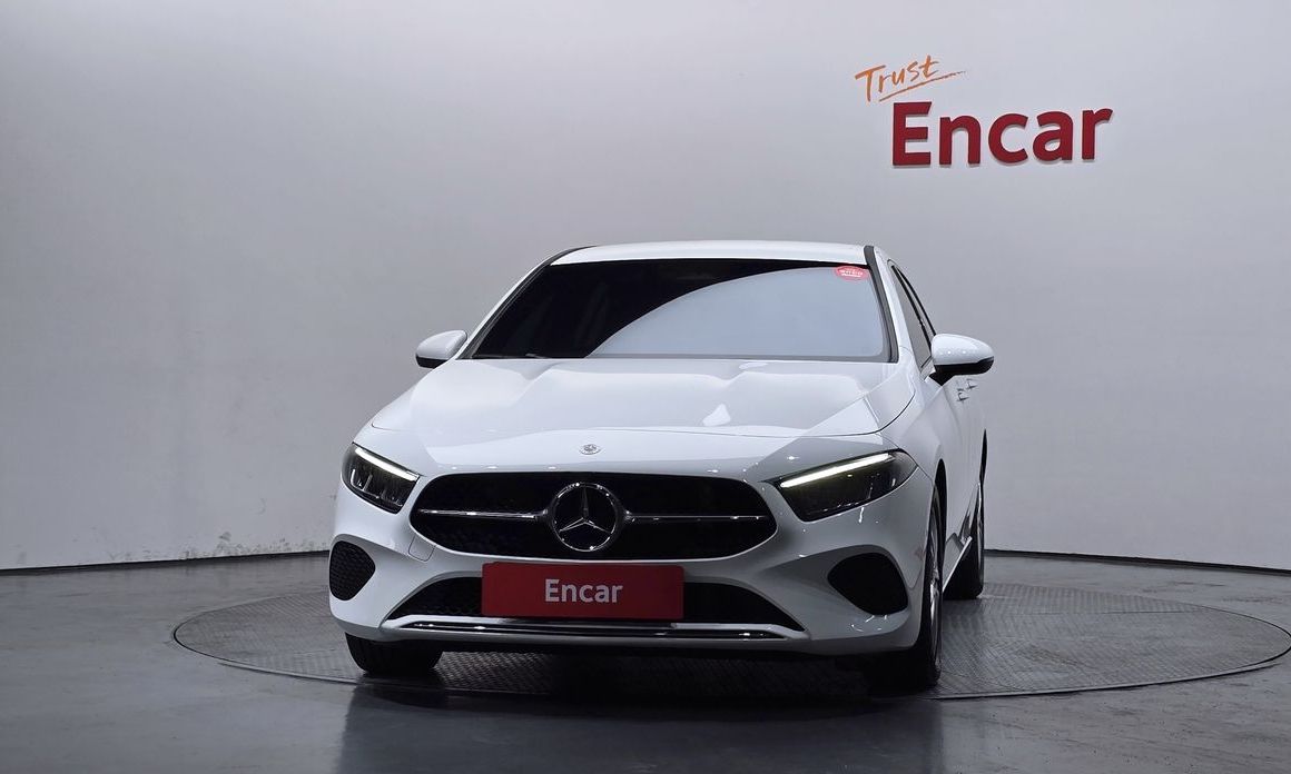 Mercedes-Benz A-Class A220 Hatchback, 2025