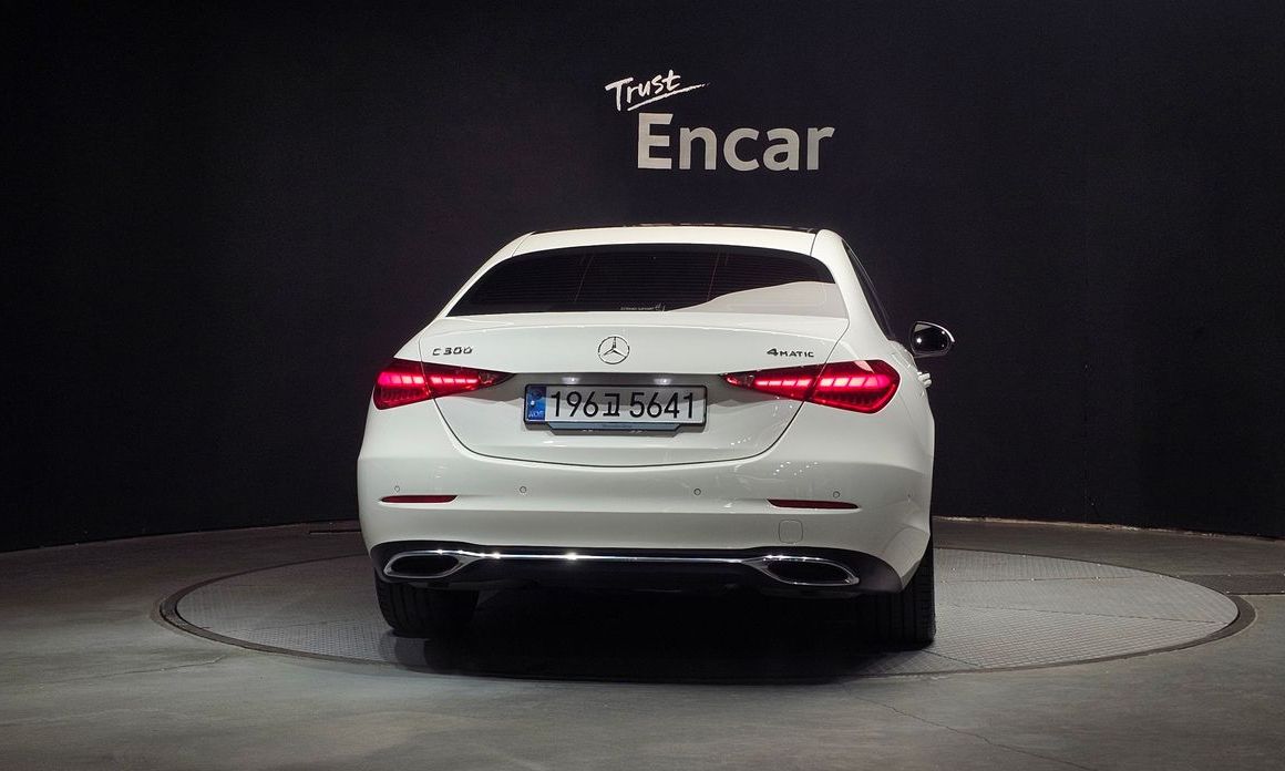 Mercedes-Benz C-Class C300 4MATIC Avantgarde, 2024