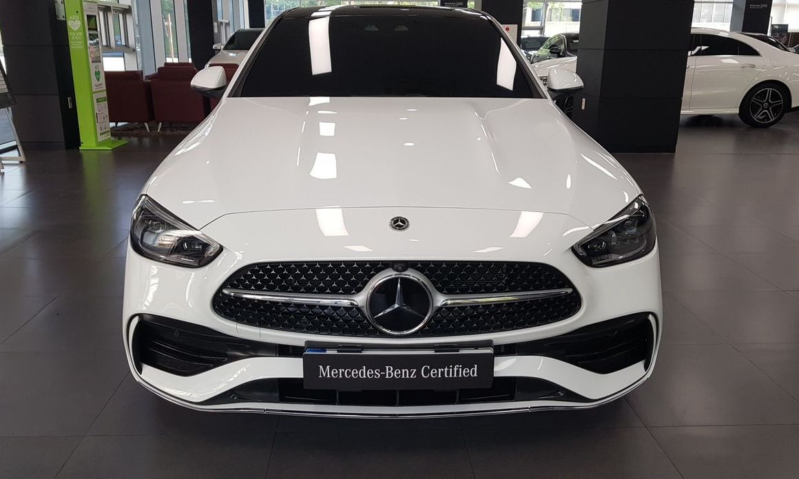 Mercedes-Benz C-Class C300 4MATIC AMG Line, 2023