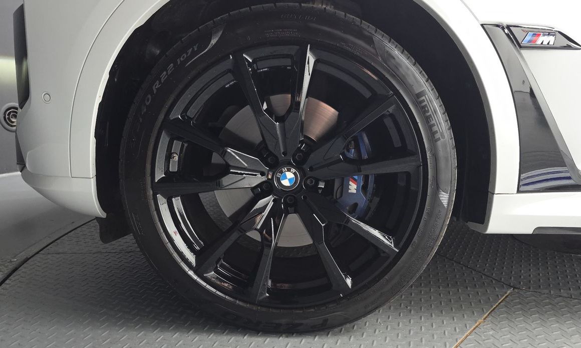 BMW X7 M60i xDrive M sport 6STR, 2025
