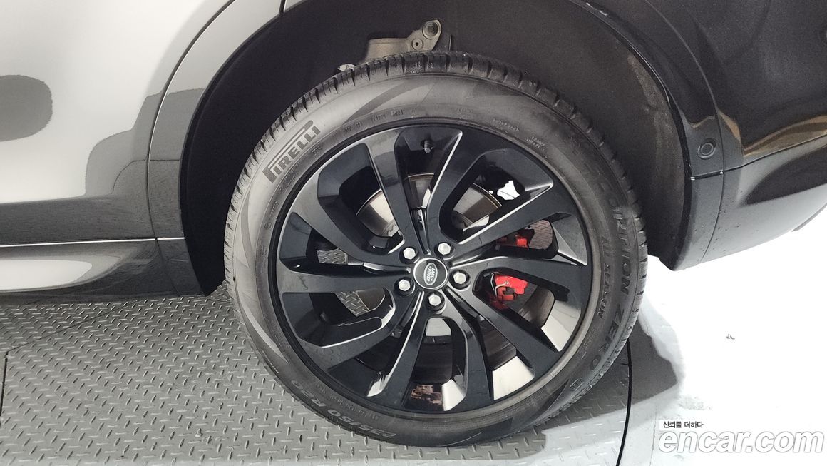 Land Rover Discovery Sport P250 Dynamic SE, 2025