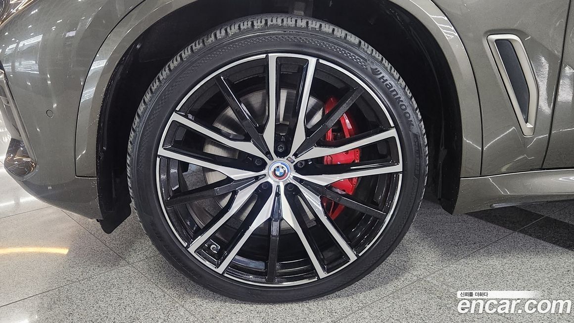BMW X5 M50i, 2023