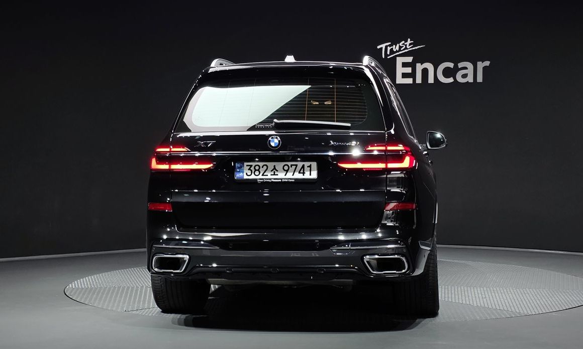 BMW X7 xDrive 40i M Sport 6STR, 2024