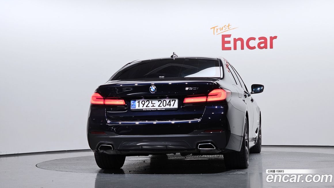 BMW 5-Series 530i M Sport Package, 2023