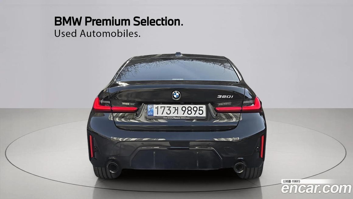 BMW 3-Series 320i M Sport, 2024