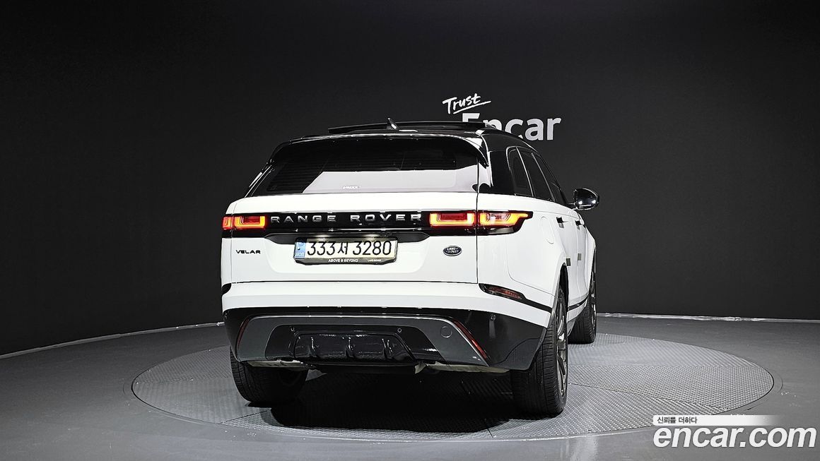Land Rover Range Rover Velar 2.0 P250 R-Dynamic SE, 2023