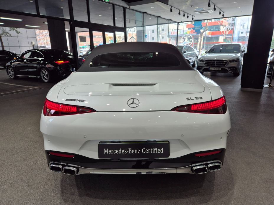 Mercedes-Benz SL-Class AMG SL63 4MATIC+, 2024