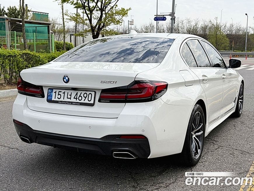 BMW 5-Series 520i M Sport, 2022