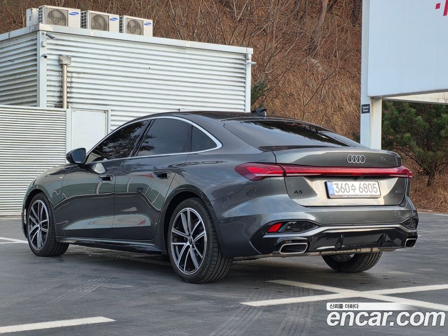 Audi A5 40 TFSI Quattro S Line, 2025