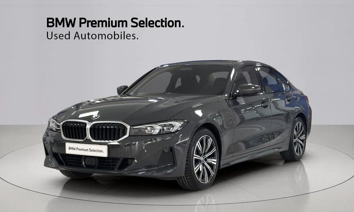 BMW 3-Series 320i, 2025