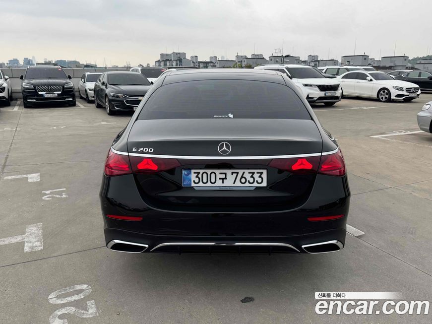 Mercedes-Benz E-Class E200 AMG Line, 2026
