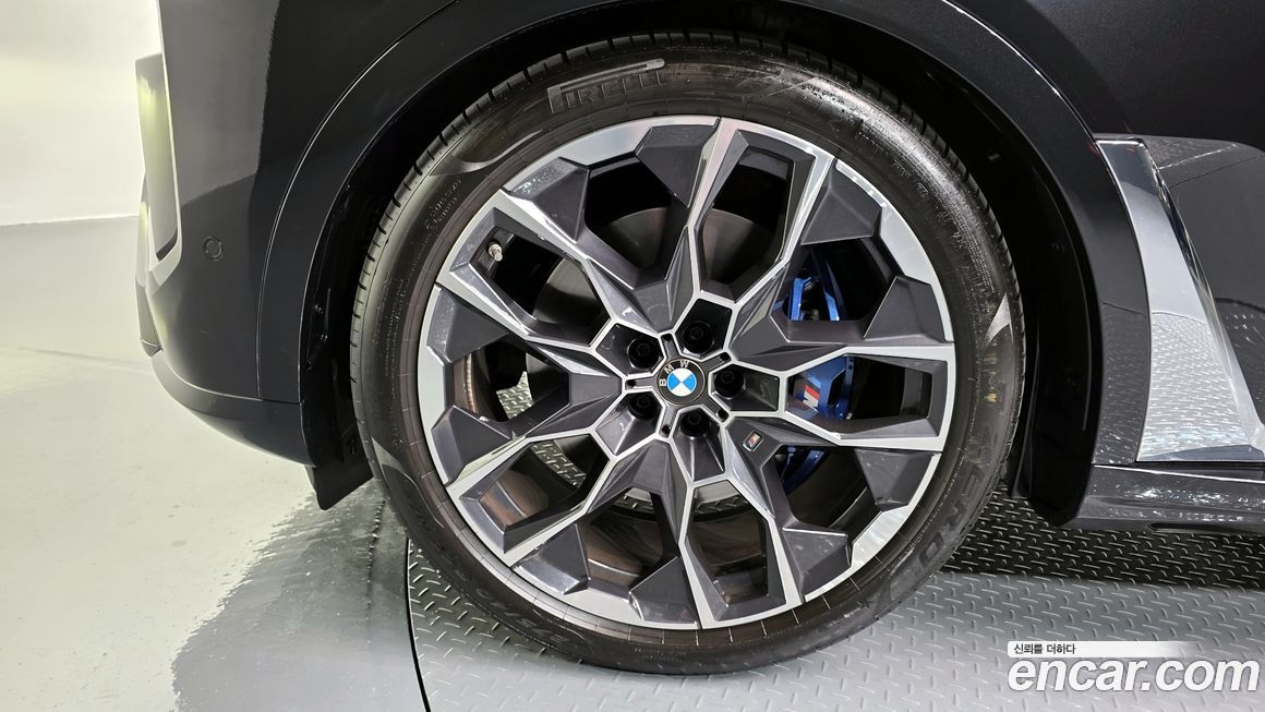 BMW X7 xDrive 40i M Sport 6STR, 2024