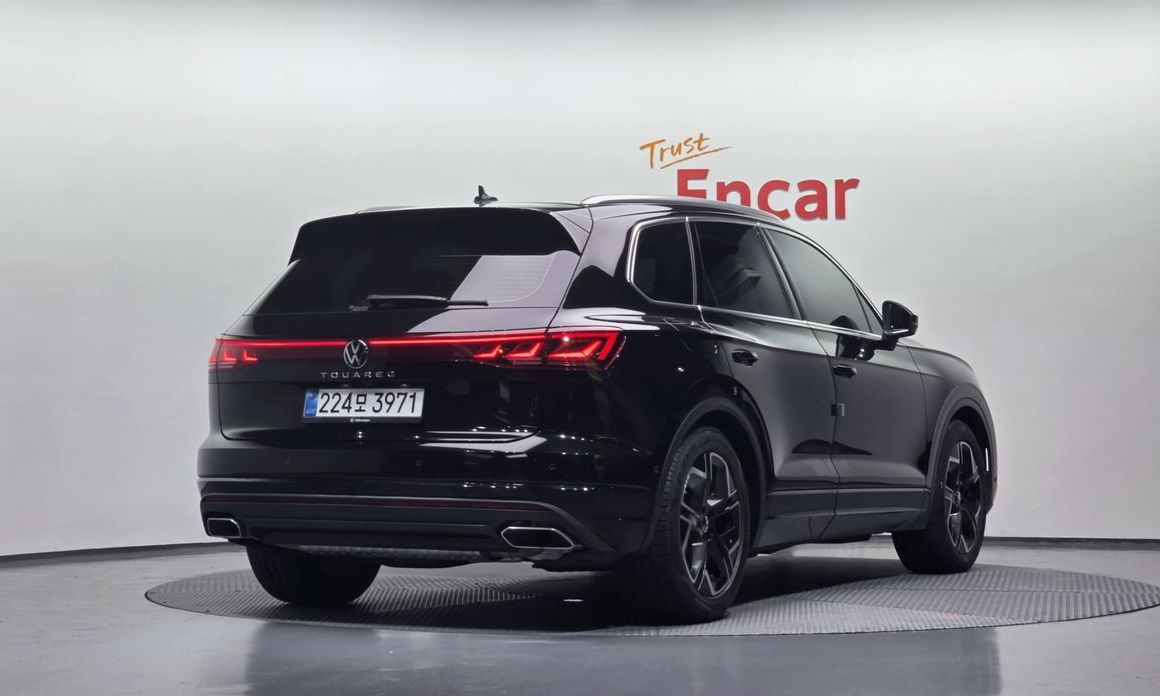 Volkswagen Touareg 3.0 TDI Prestige, 2024