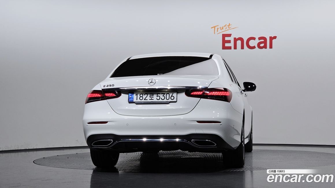 Mercedes-Benz E-Class E250 AMG Line, 2023