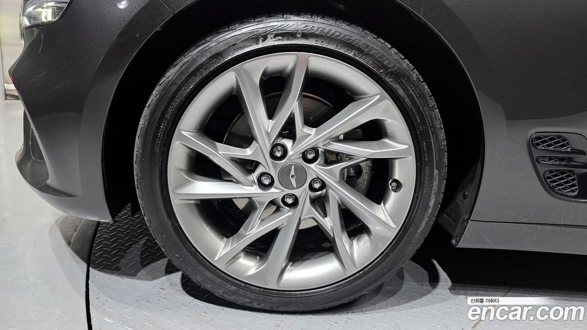 Genesis G70 Gasoline 2.0T 2WD, 2023