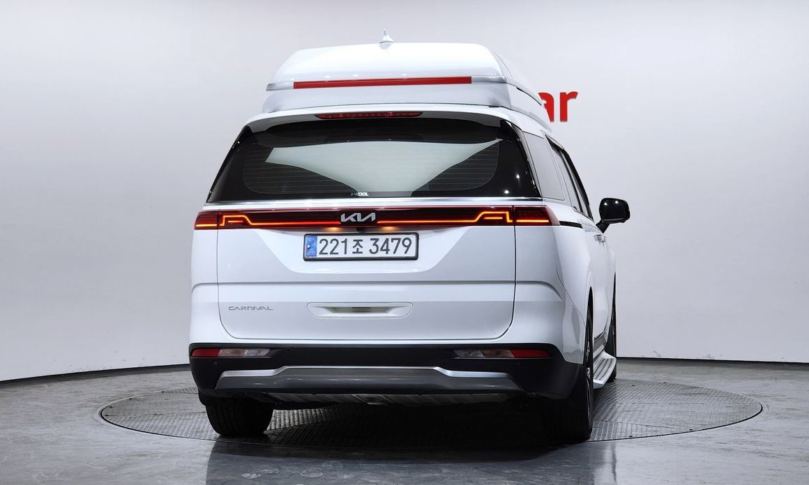 Kia Carnival 7-Seater Signature, 2022