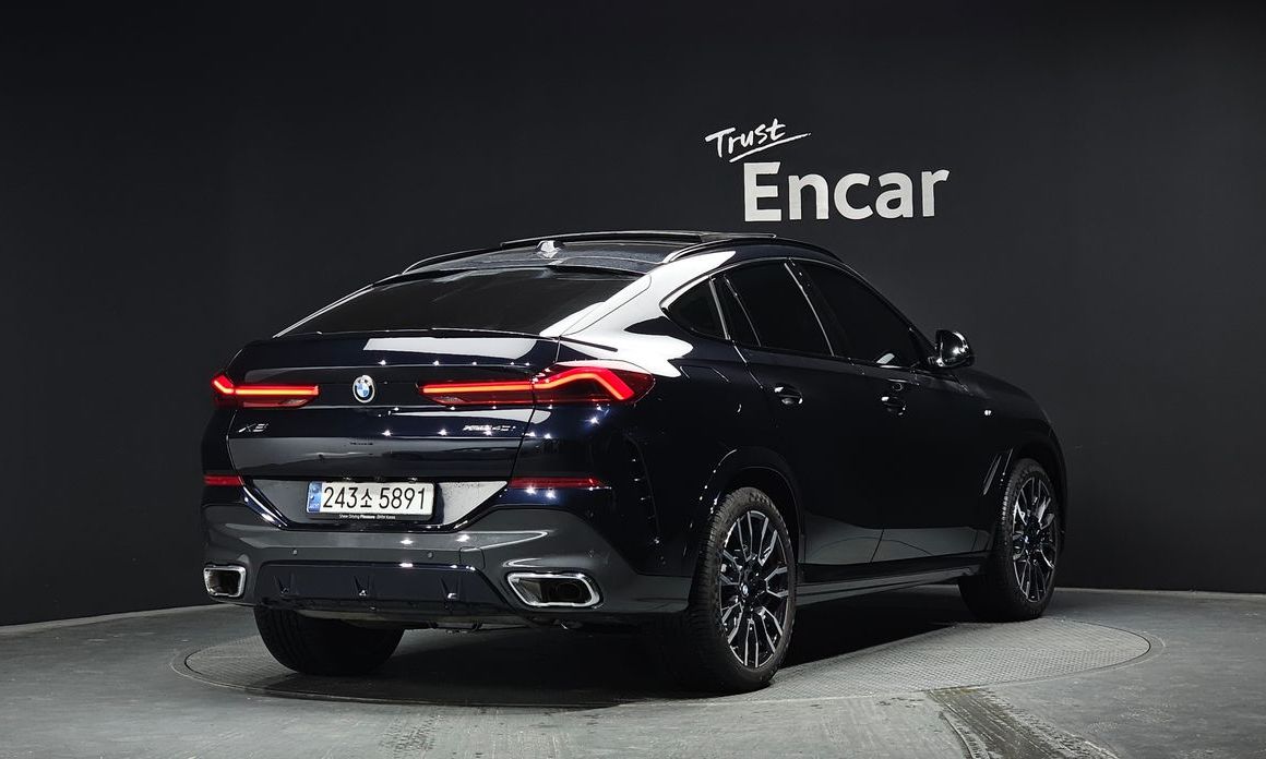 BMW X6 xDrive40i M Sport, 2025